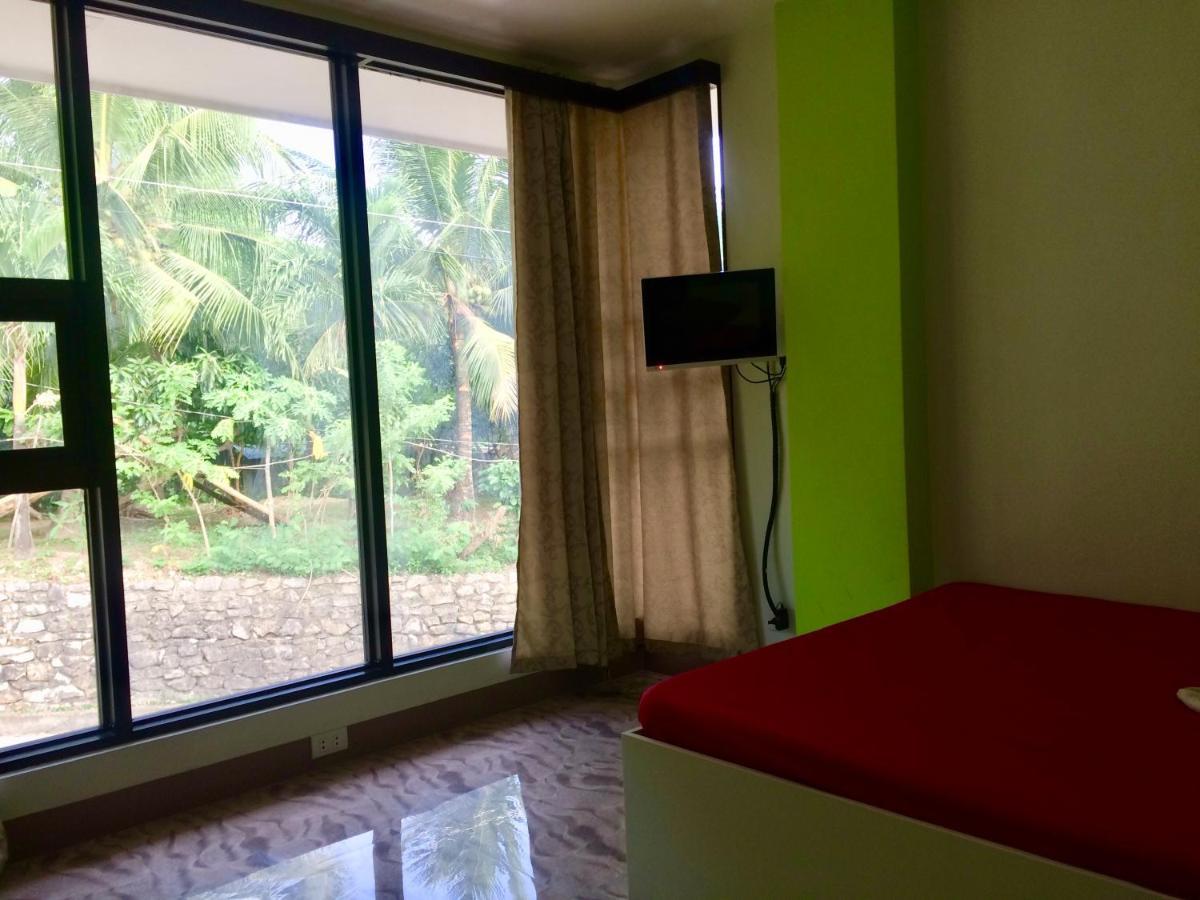 Lcf - Bb Hotel Romblon Exteriör bild