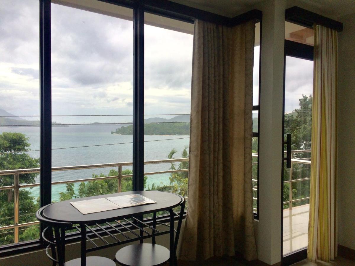 Lcf - Bb Hotel Romblon Exteriör bild